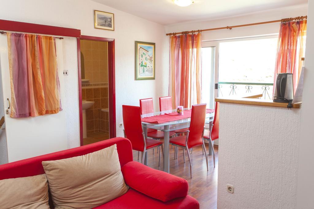 Carolija Apartment Makarska Bilik gambar