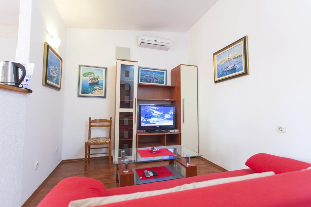 Carolija Apartment Makarska Bilik gambar