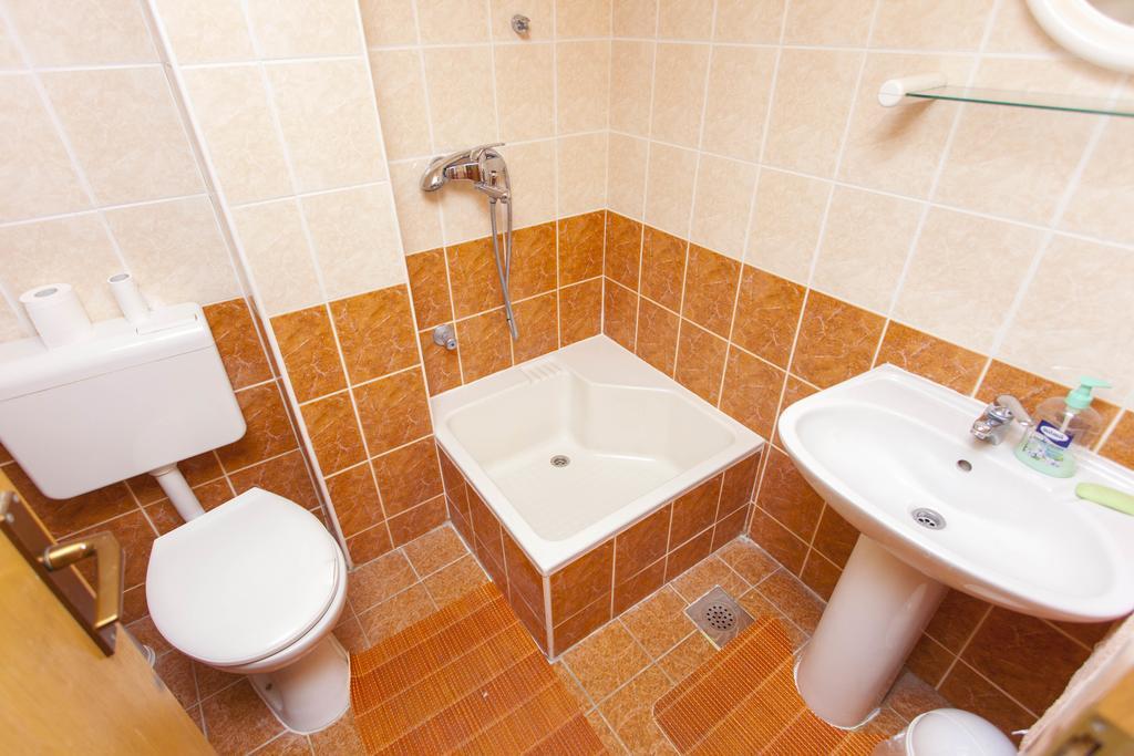 Carolija Apartment Makarska Bilik gambar